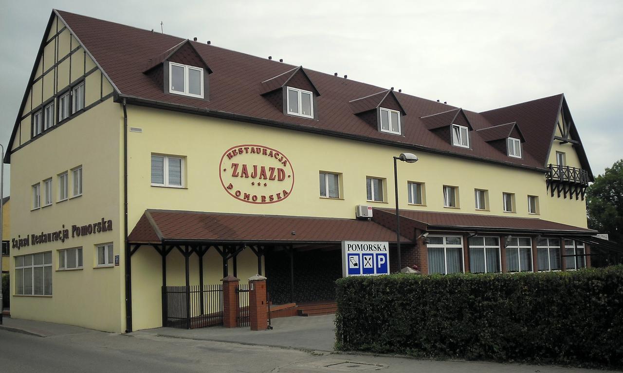 Pomorska Zajazd Restauracja ツァプリネク エクステリア 写真
